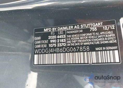 2013 Mercedes-Benz C 250 z USA, uszkodzony, nr VIN WDDGJ4HB6DG067858